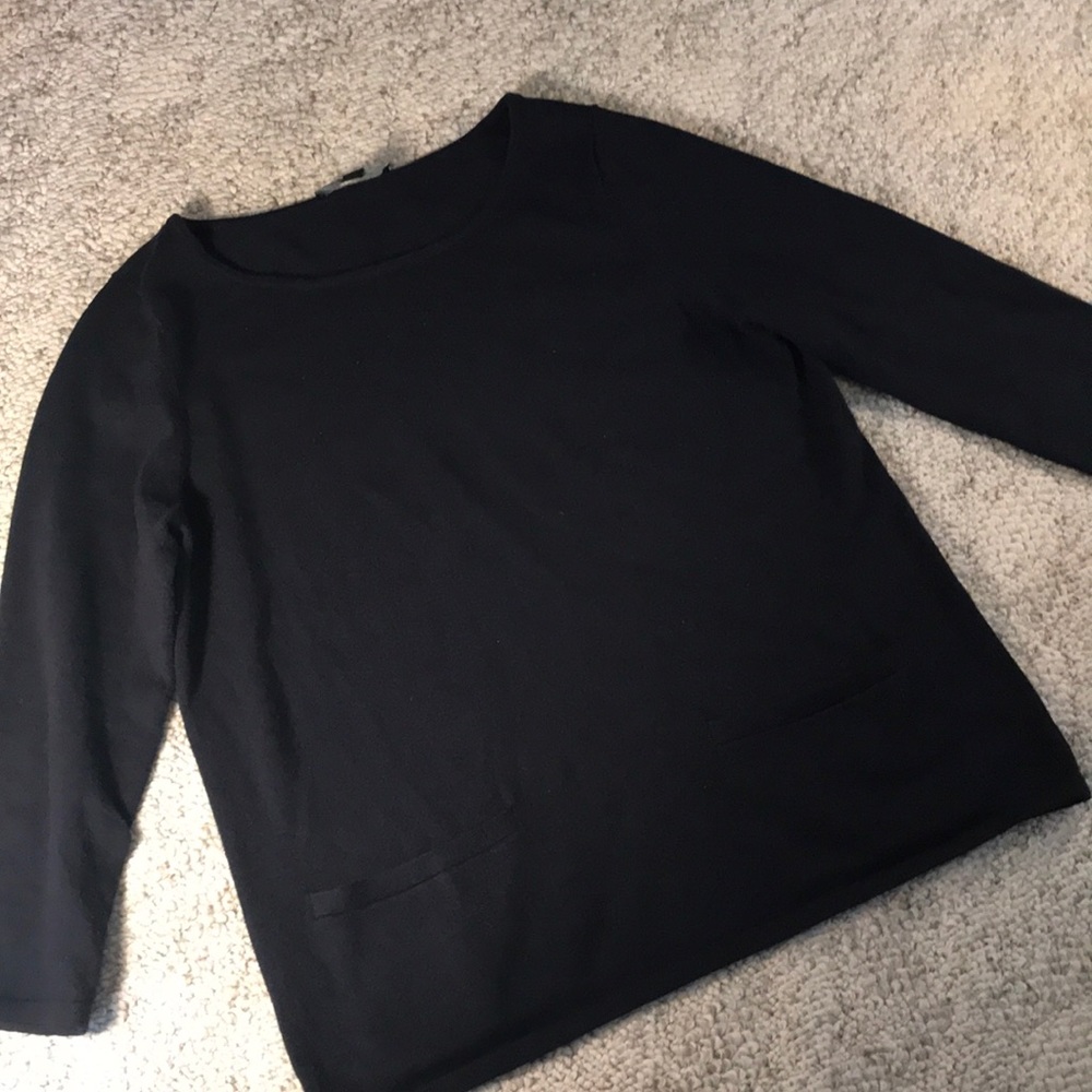 Ann Taylor Black sweater sz M